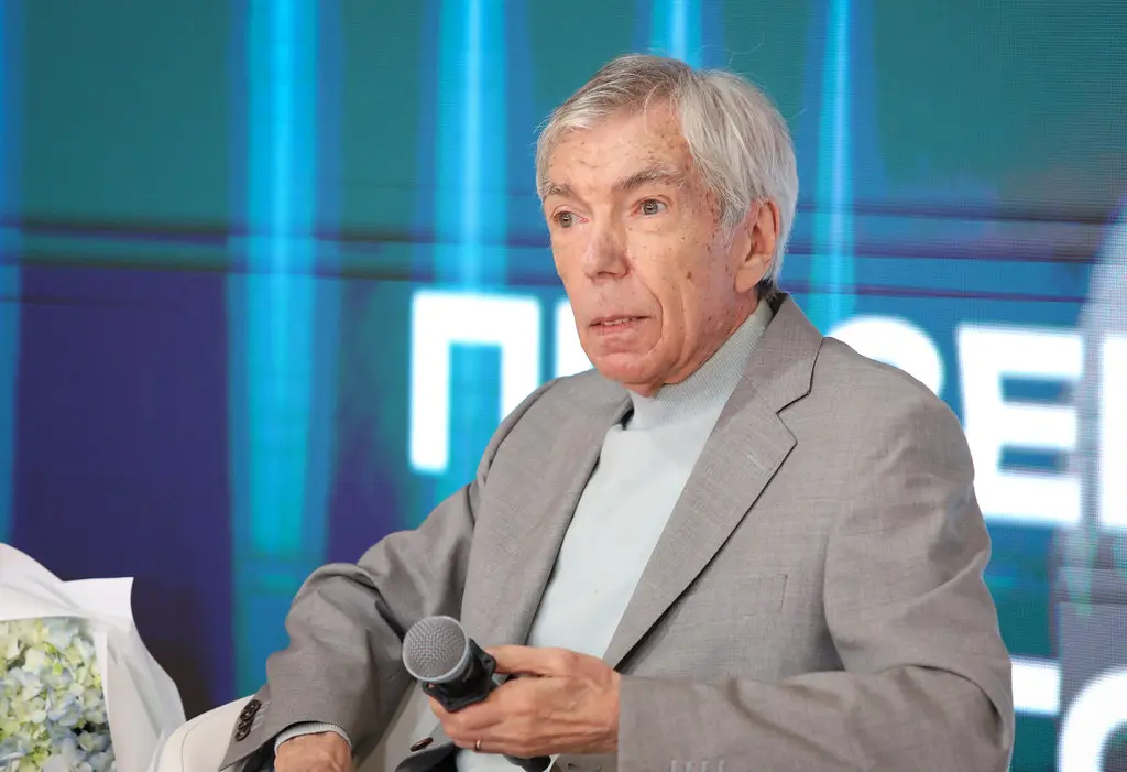Юрий Николаев: Знаменитость и культурный деятель